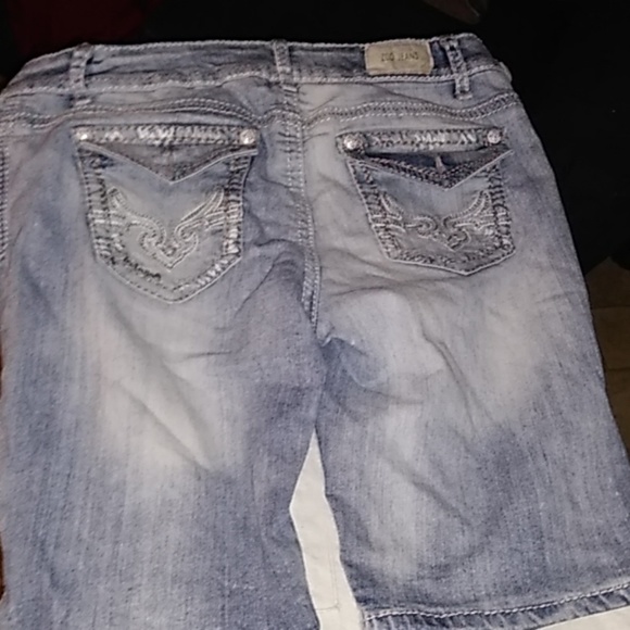 ZCO Jean shorts sz 13 long - Picture 1 of 4